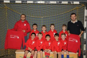 Jackenuebergabe_G-Jugend_2016-1_1-300×200 Jackenübergabe an die D-Jugend